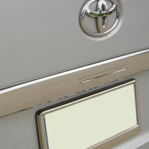 คิ้วฝากระโปรงท้าย