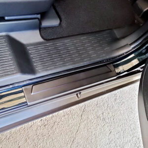 ชายบันได พลาสติก