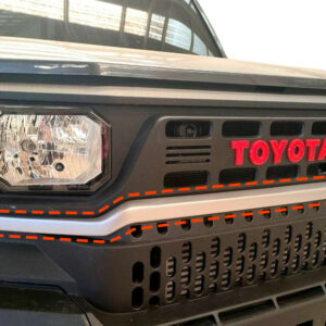 คิ้วใต้กระจังหน้า